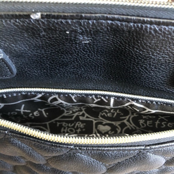 Betsey Johnson black quilt shoulder bag animal print with  bow - Picture 7 of 13